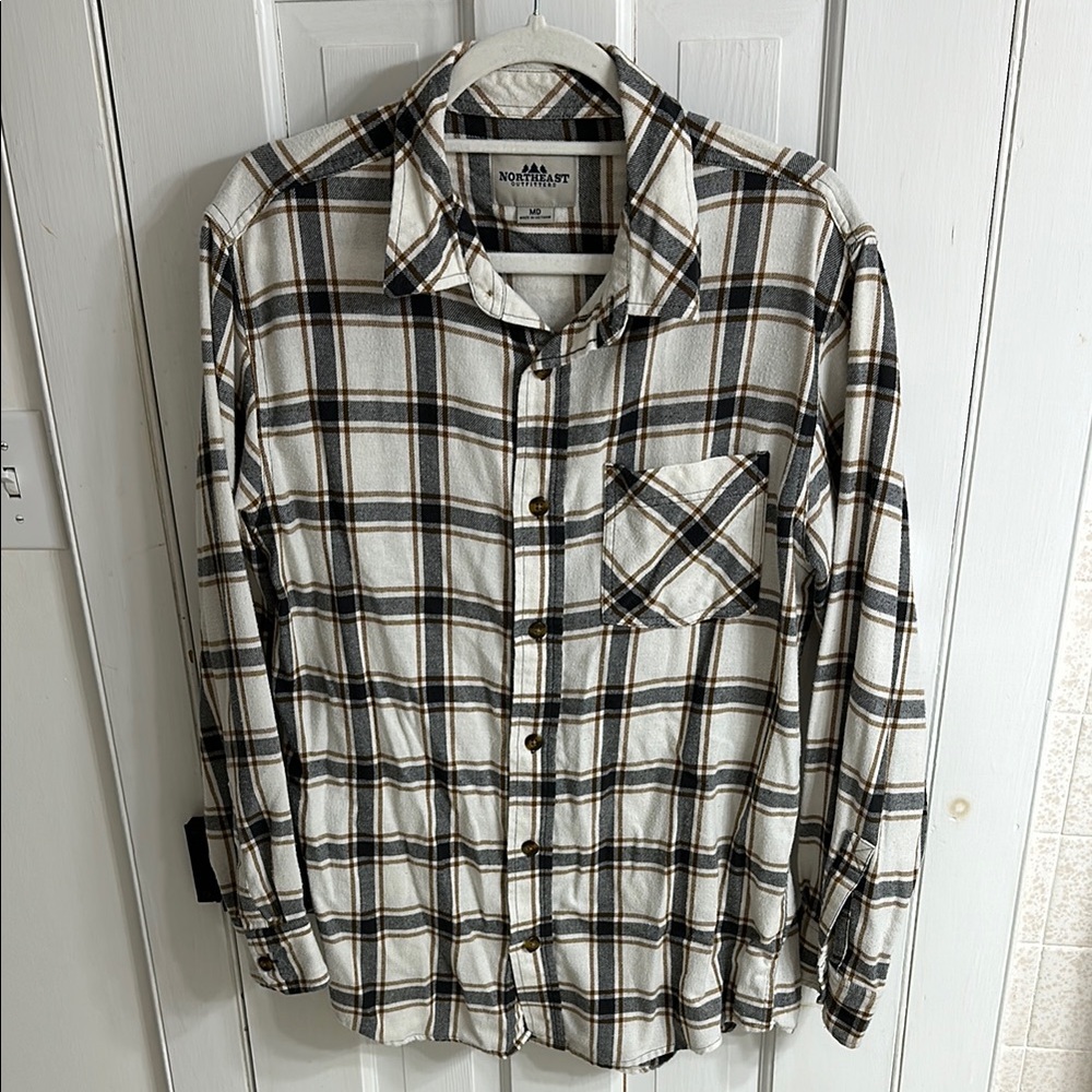 Northeast Outfitters Long Sleeve Flannel Button Down